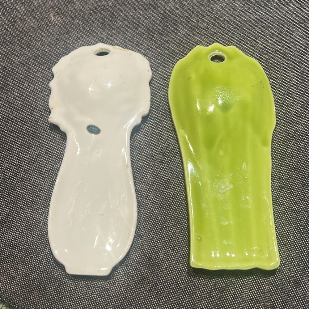 VINTAGE 1950S LEFTON ASPARAGUS and CELERY  FIGURAL SPOON RESTS - Picture 2 of 4